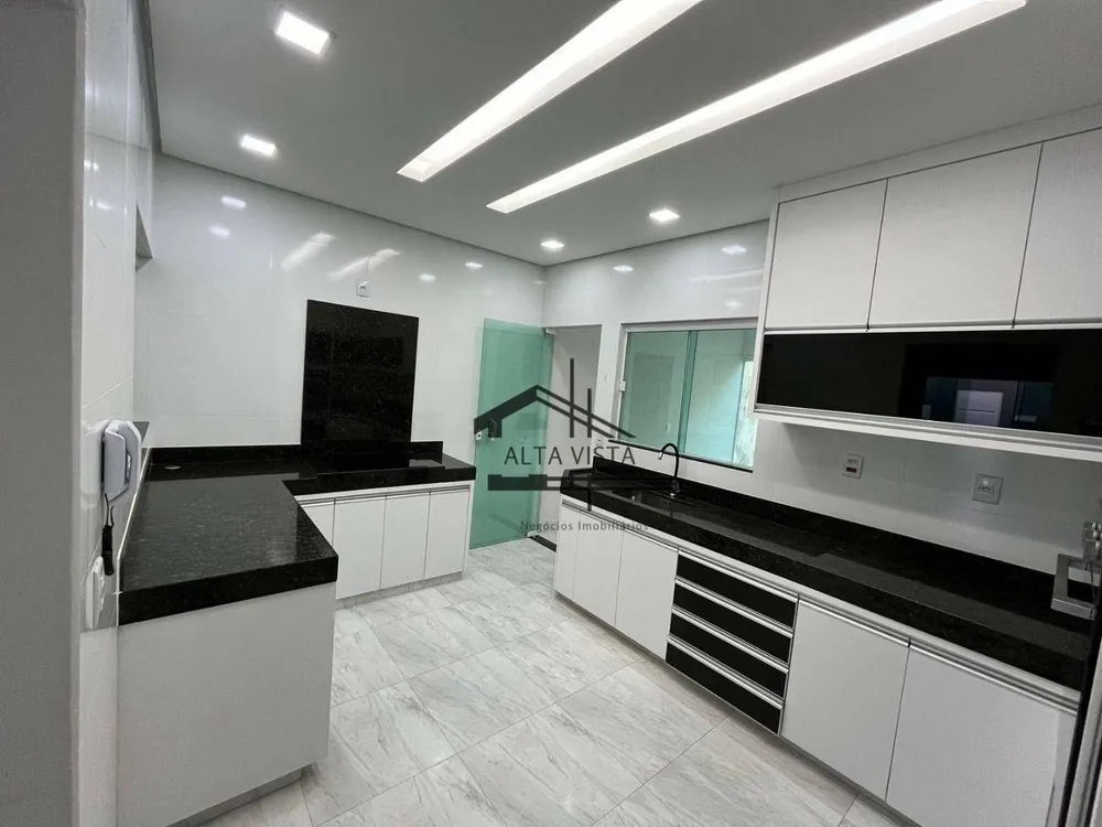 Casa, 3 quartos, 140 m² - Foto 1