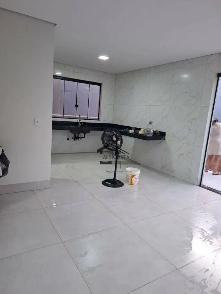 Casa, 3 quartos, 130 m² - Foto 3