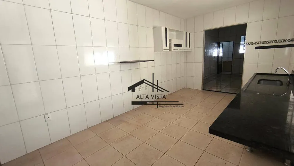 Casa, 5 quartos, 170 m² - Foto 3