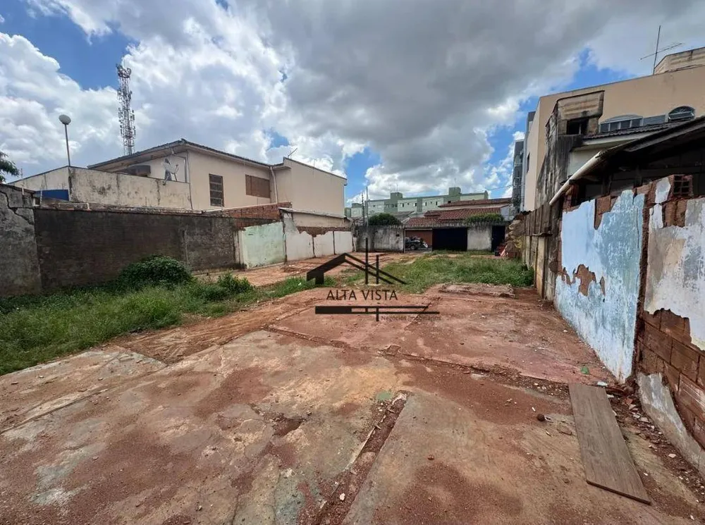 Terreno, 300 m² - Foto 1