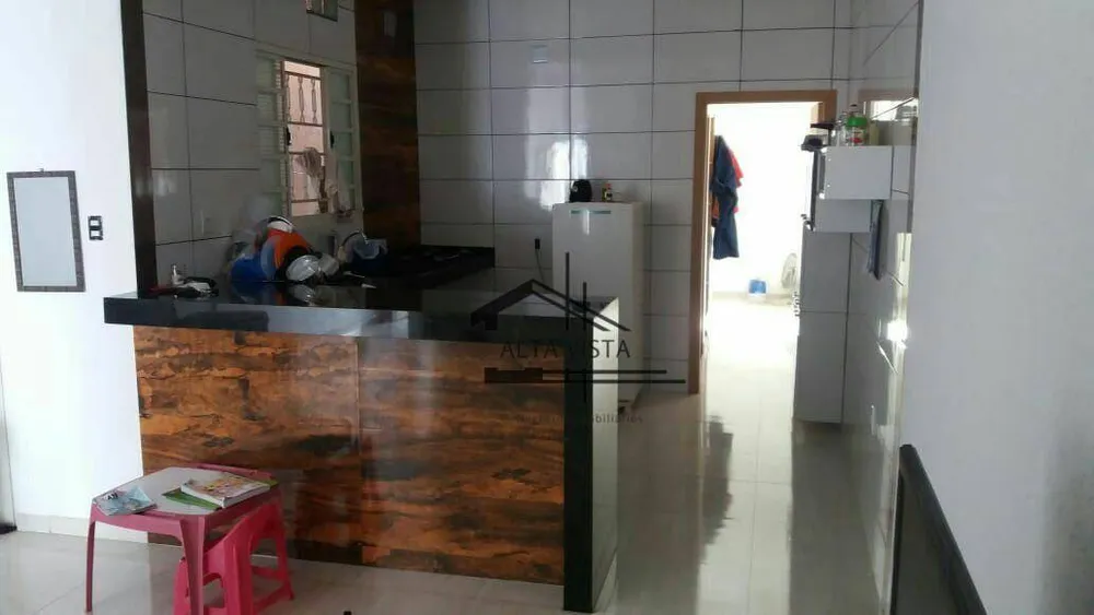 Casa, 2 quartos, 74 m² - Foto 1