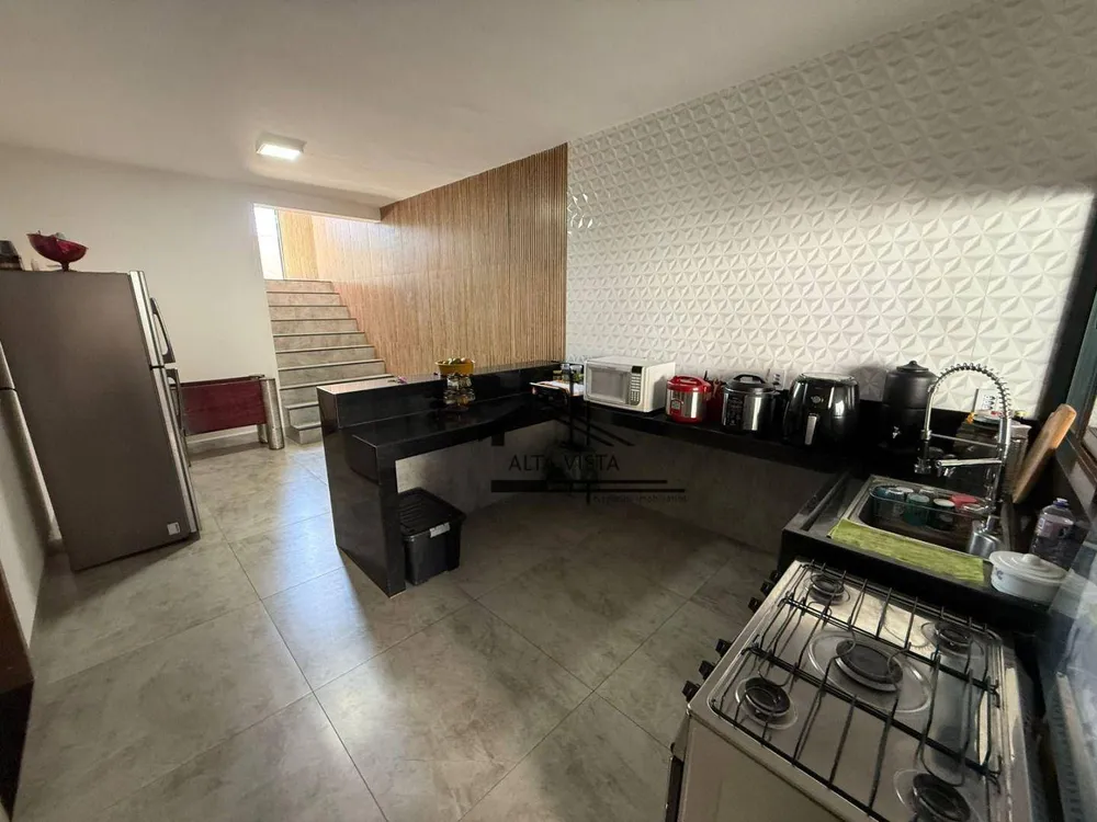 Casa, 2 quartos, 200 m² - Foto 4