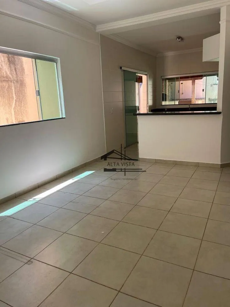 Casa, 3 quartos, 106 m² - Foto 2
