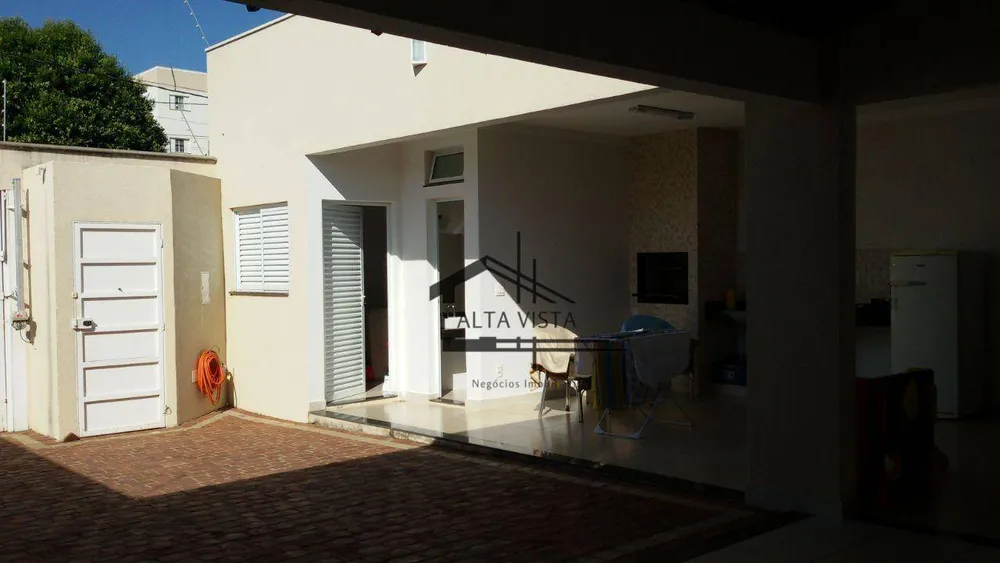 Casa, 3 quartos, 180 m² - Foto 13