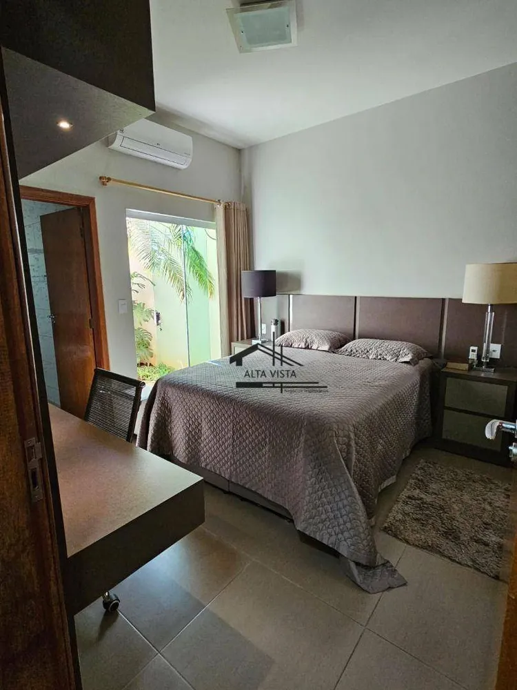 Casa, 4 quartos, 225 m² - Foto 5