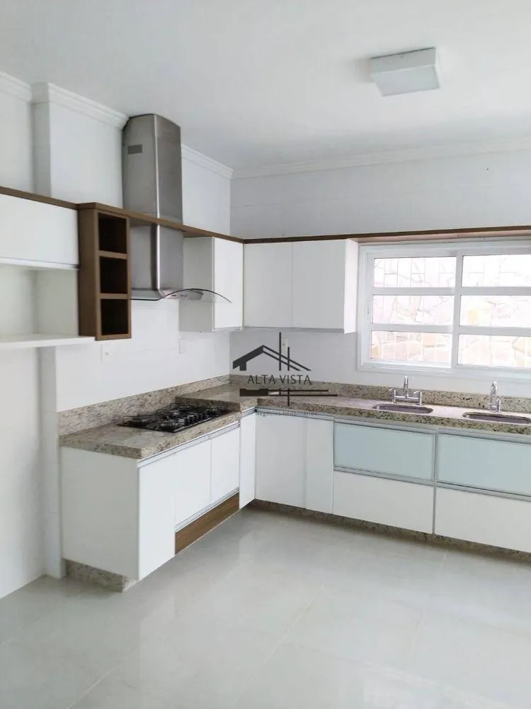 Casa, 3 quartos, 173 m² - Foto 2