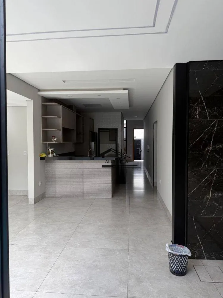 Casa, 3 quartos, 190 m² - Foto 3