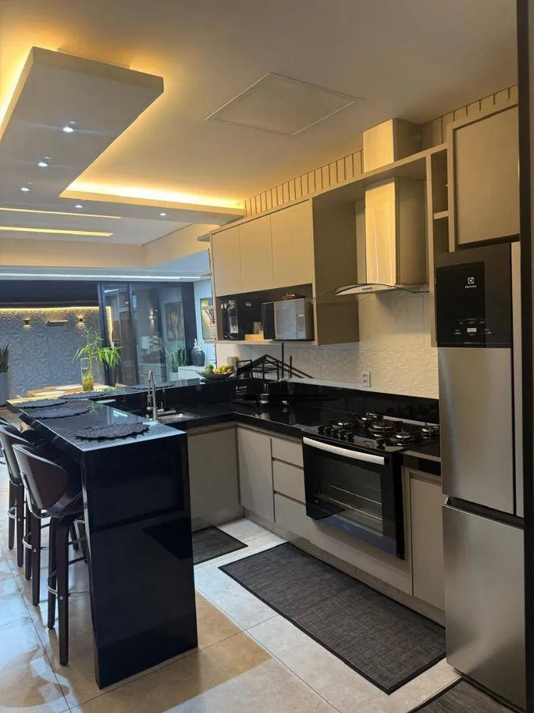 Casa, 3 quartos, 190 m² - Foto 3