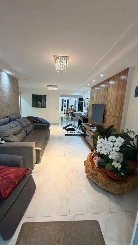 Casa, 3 quartos, 200 m² - Foto 4