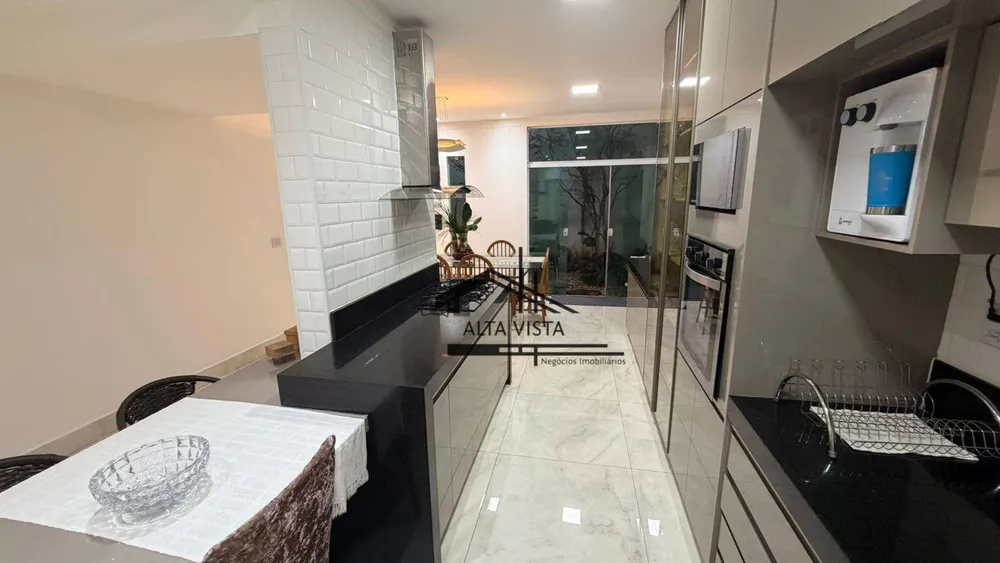 Casa, 3 quartos, 200 m² - Foto 5