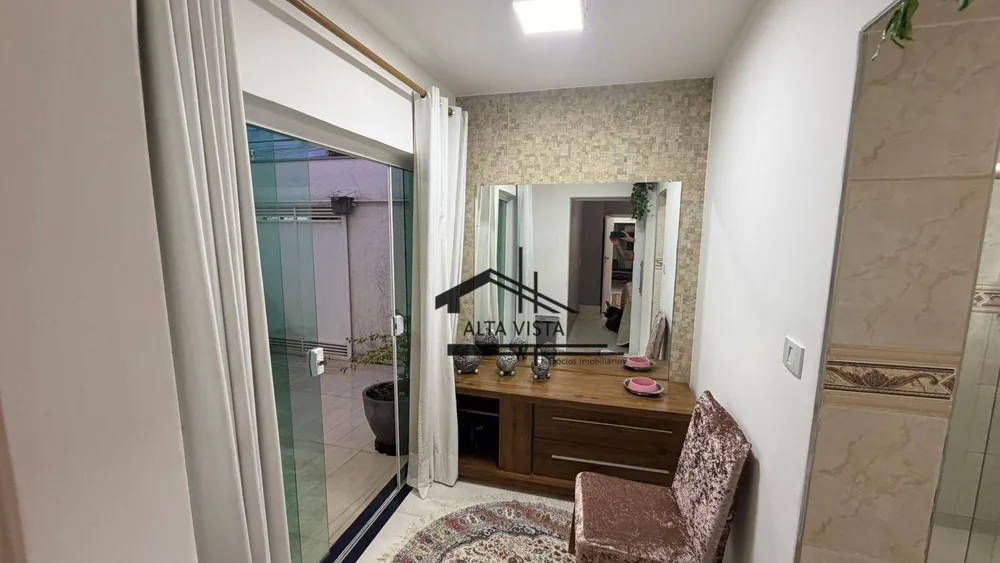 Casa, 3 quartos, 200 m² - Foto 13