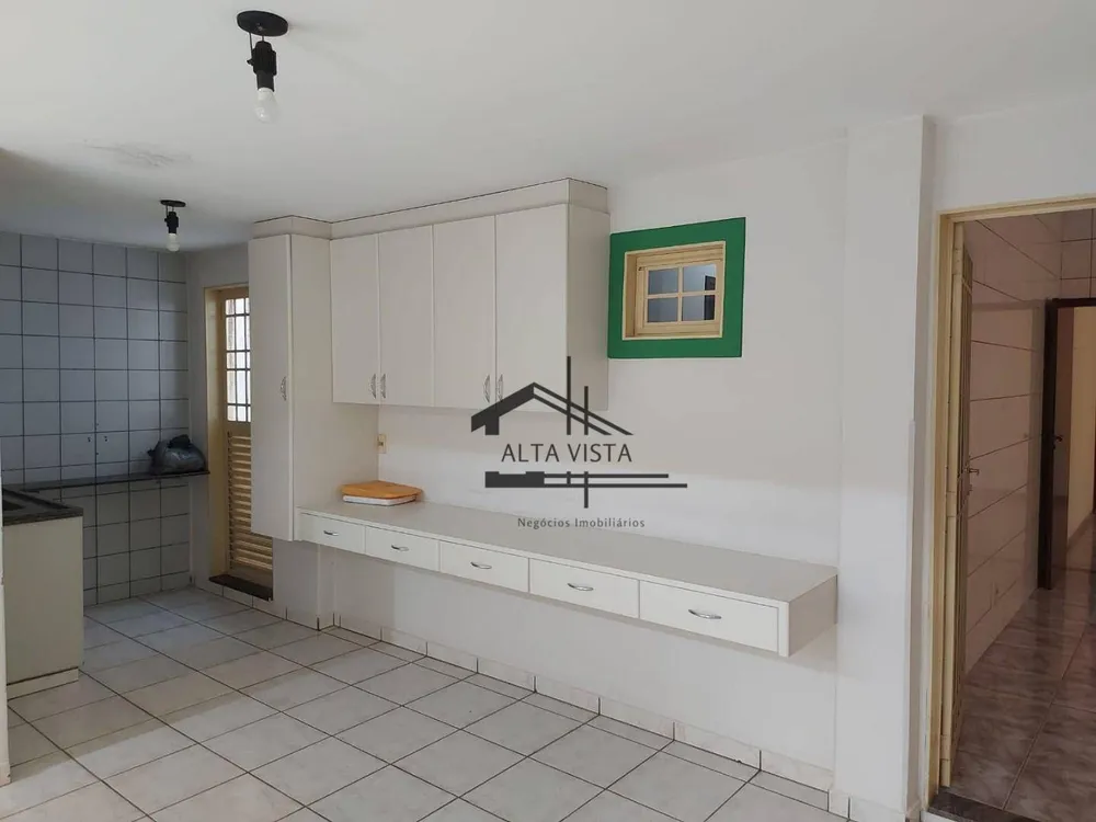 Casa, 3 quartos, 183 m² - Foto 3