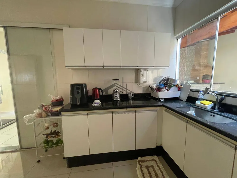 Casa, 3 quartos, 220 m² - Foto 2