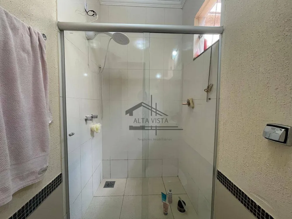 Casa, 3 quartos, 220 m² - Foto 11
