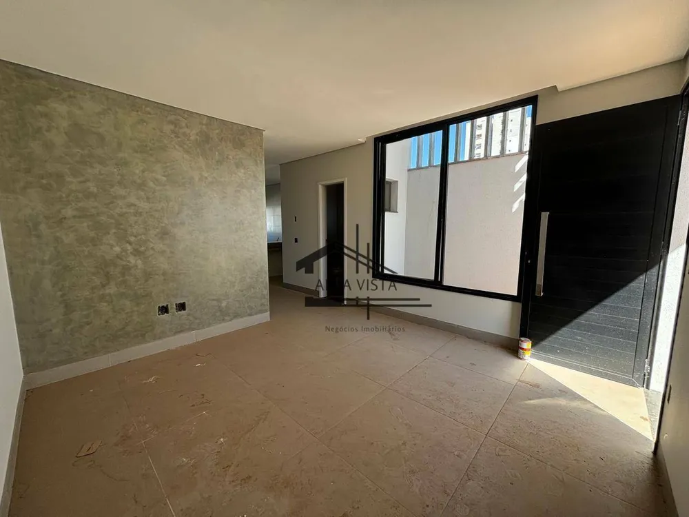 Casa, 3 quartos, 132 m² - Foto 2