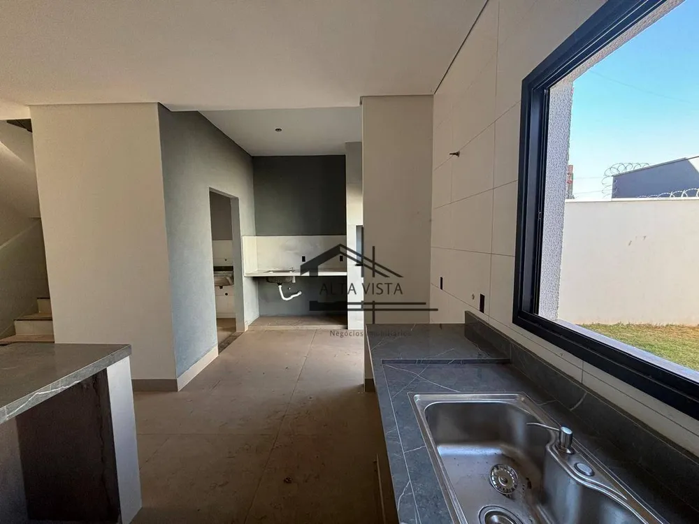 Casa, 3 quartos, 132 m² - Foto 1