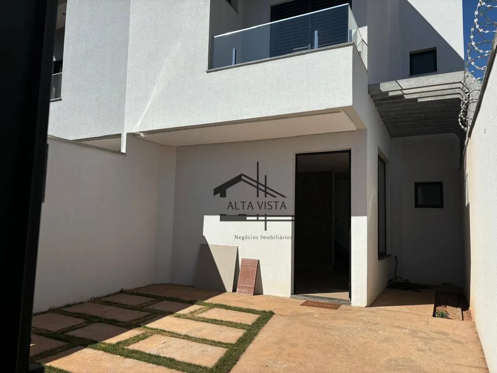 Casa, 3 quartos, 132 m² - Foto 3