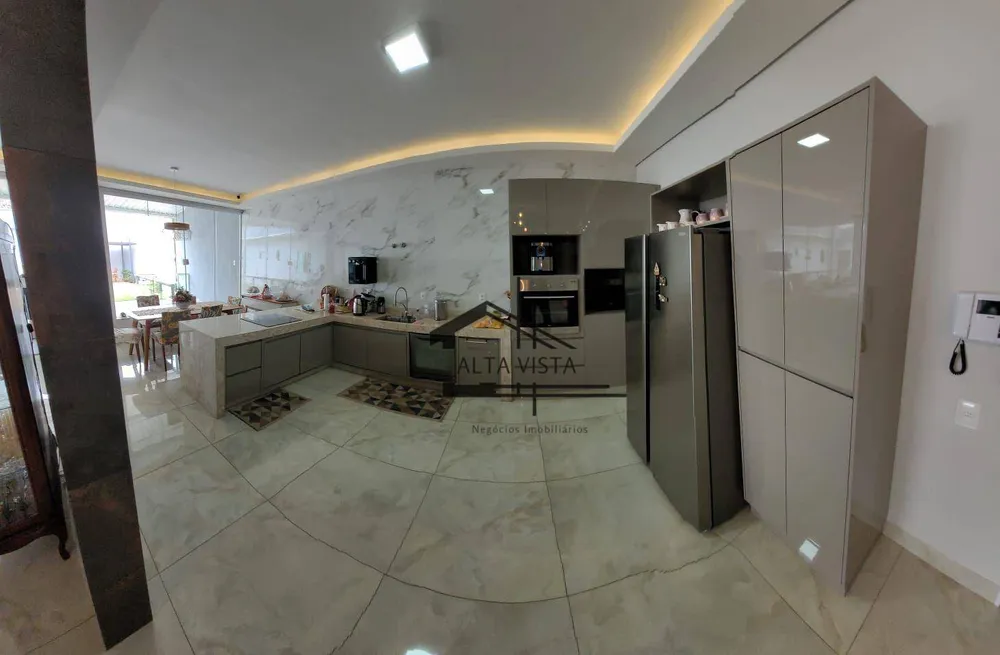 Casa, 3 quartos, 355 m² - Foto 2