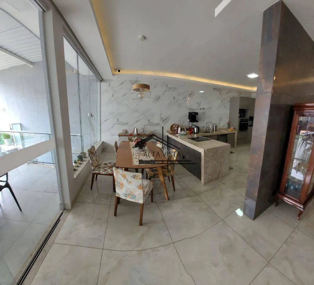 Casa, 3 quartos, 355 m² - Foto 3