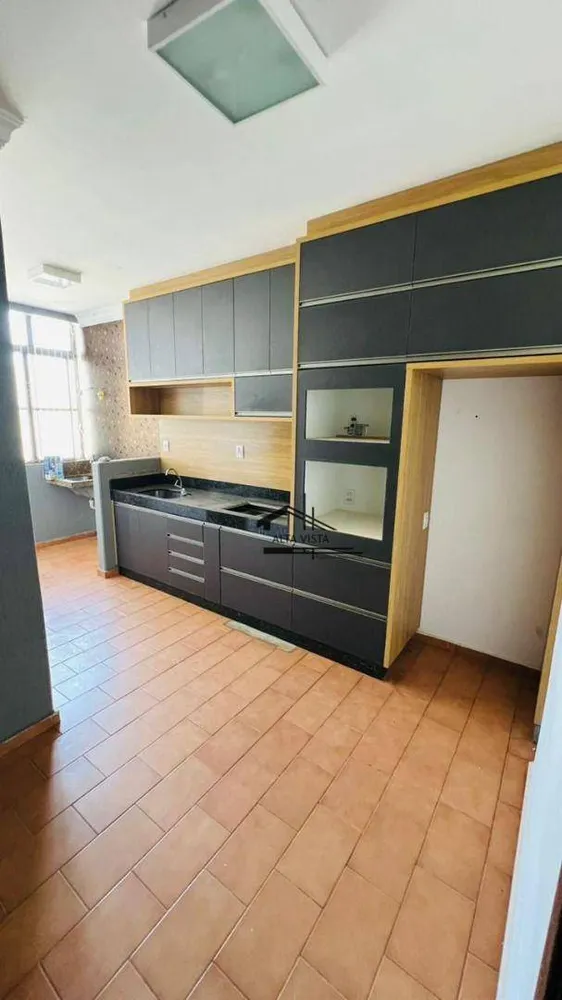 Apartamento, 3 quartos, 100 m² - Foto 1