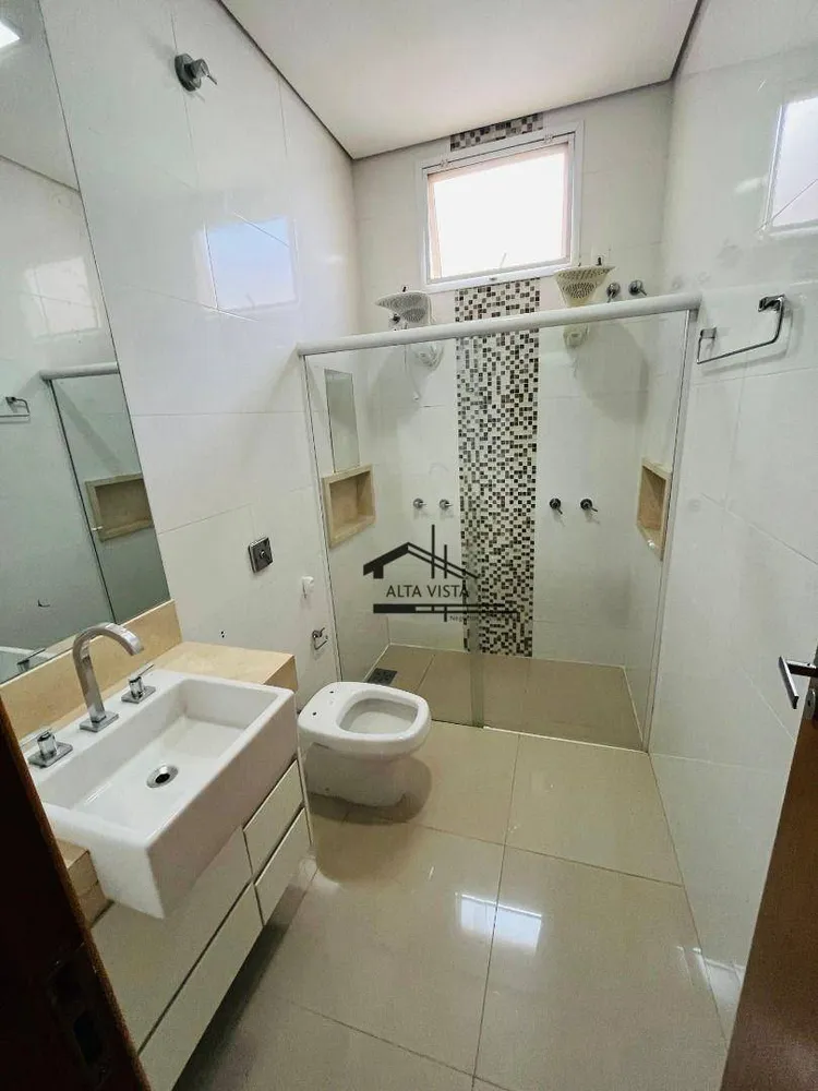 Casa, 3 quartos, 200 m² - Foto 14