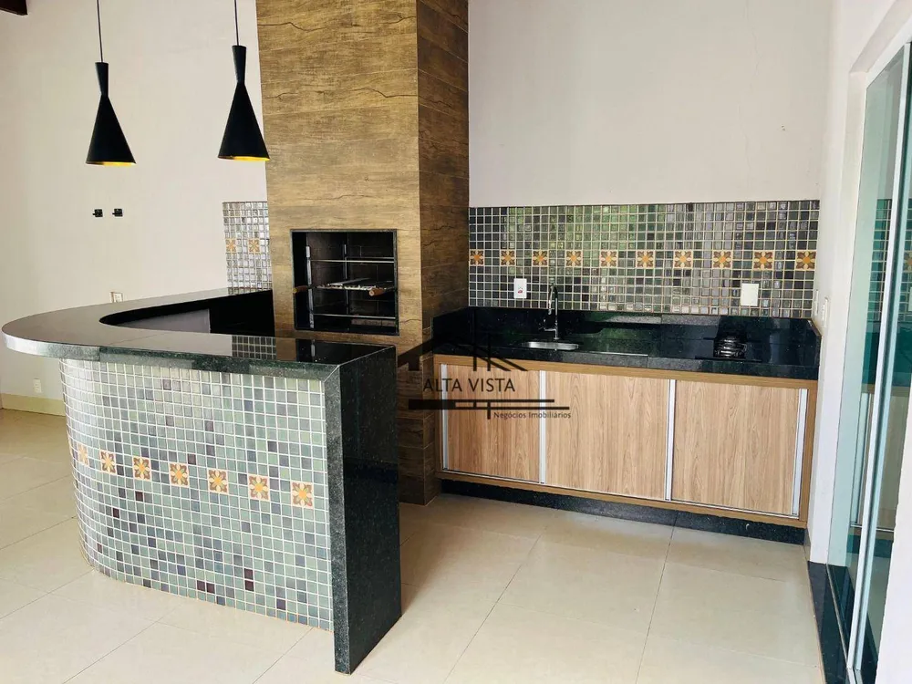 Casa, 3 quartos, 200 m² - Foto 3