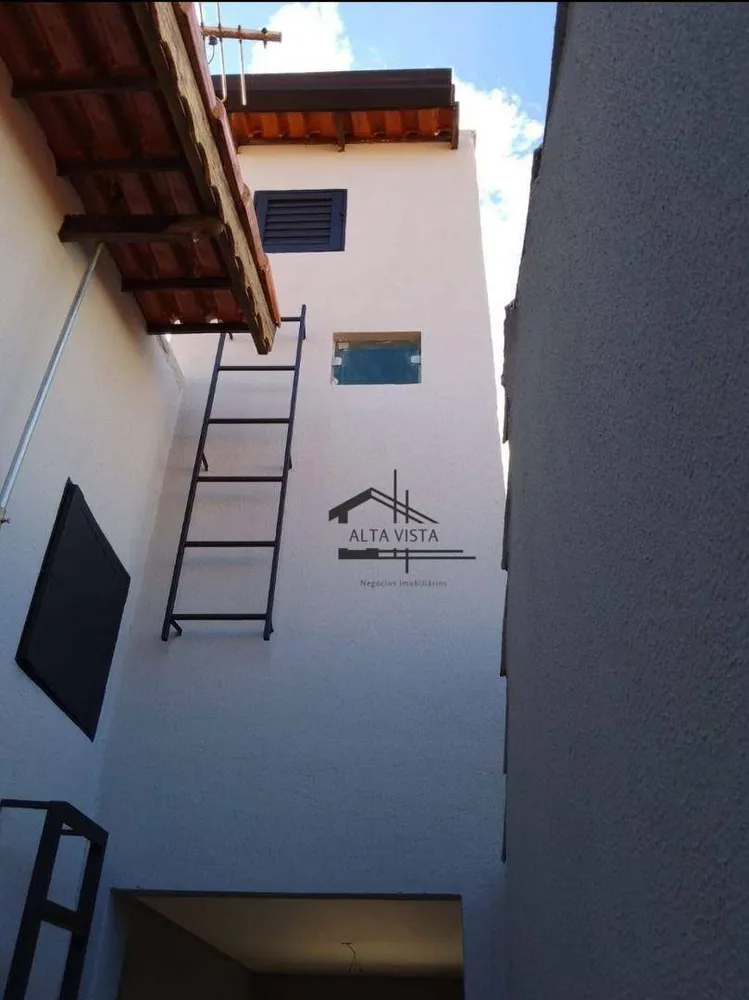 Sobrado, 4 quartos, 239 m² - Foto 2