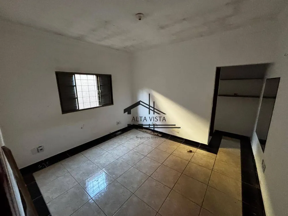 Casa, 4 quartos, 187 m² - Foto 1