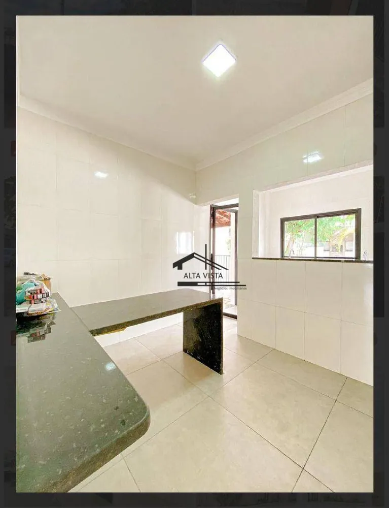Casa, 5 quartos, 277 m² - Foto 3