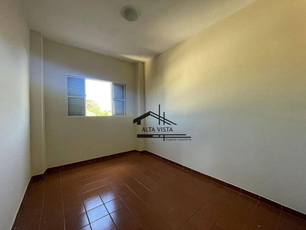 Apartamento, 3 quartos, 80 m² - Foto 2