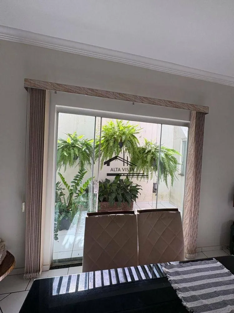 Casa, 3 quartos, 146 m² - Foto 4