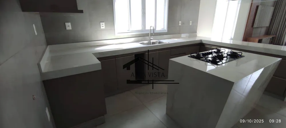 Casa, 3 quartos, 234 m² - Foto 5