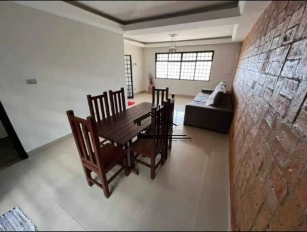 Casa, 4 quartos, 250 m² - Foto 2