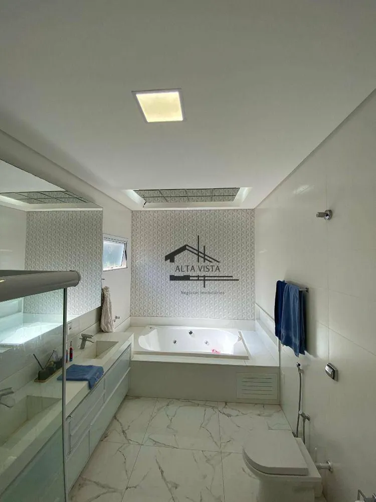 Casa, 3 quartos, 300 m² - Foto 8
