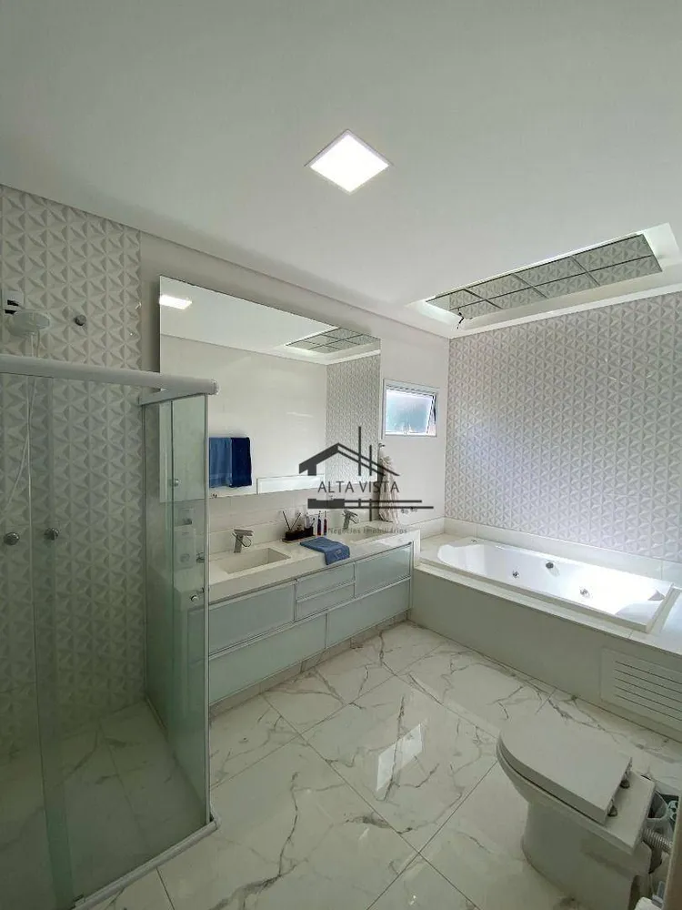 Casa, 3 quartos, 300 m² - Foto 14