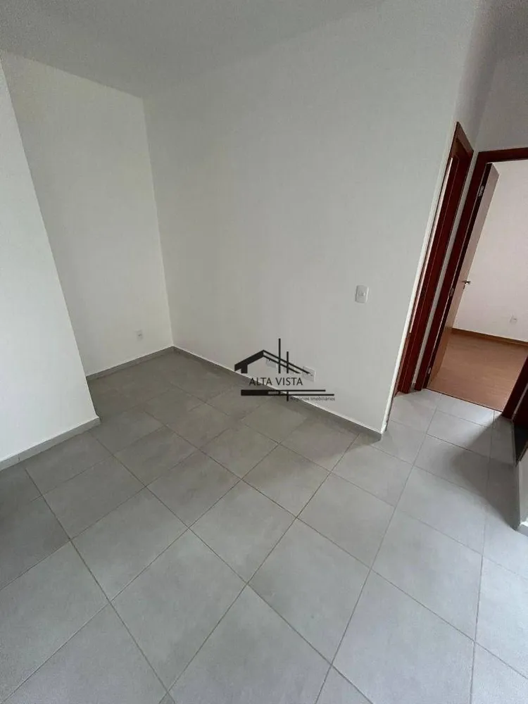 Apartamento, 2 quartos, 48 m² - Foto 2