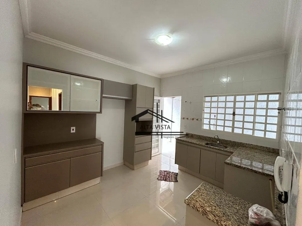 Casa, 4 quartos, 170 m² - Foto 3
