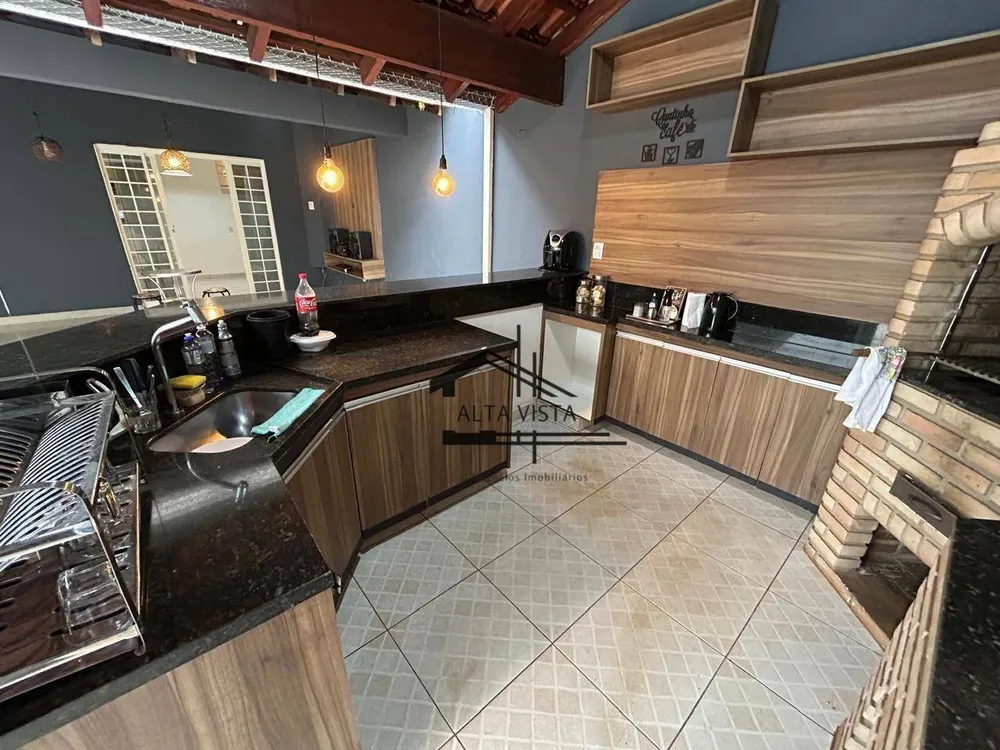 Casa, 3 quartos, 278 m² - Foto 14