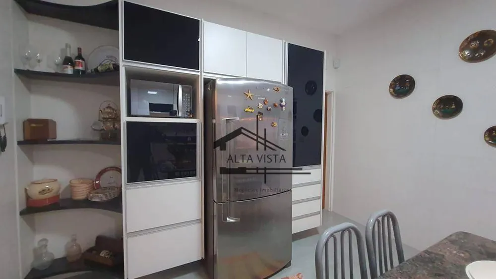 Casa, 3 quartos, 300 m² - Foto 6