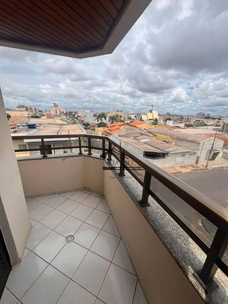Apartamento, 3 quartos, 296 m² - Foto 3