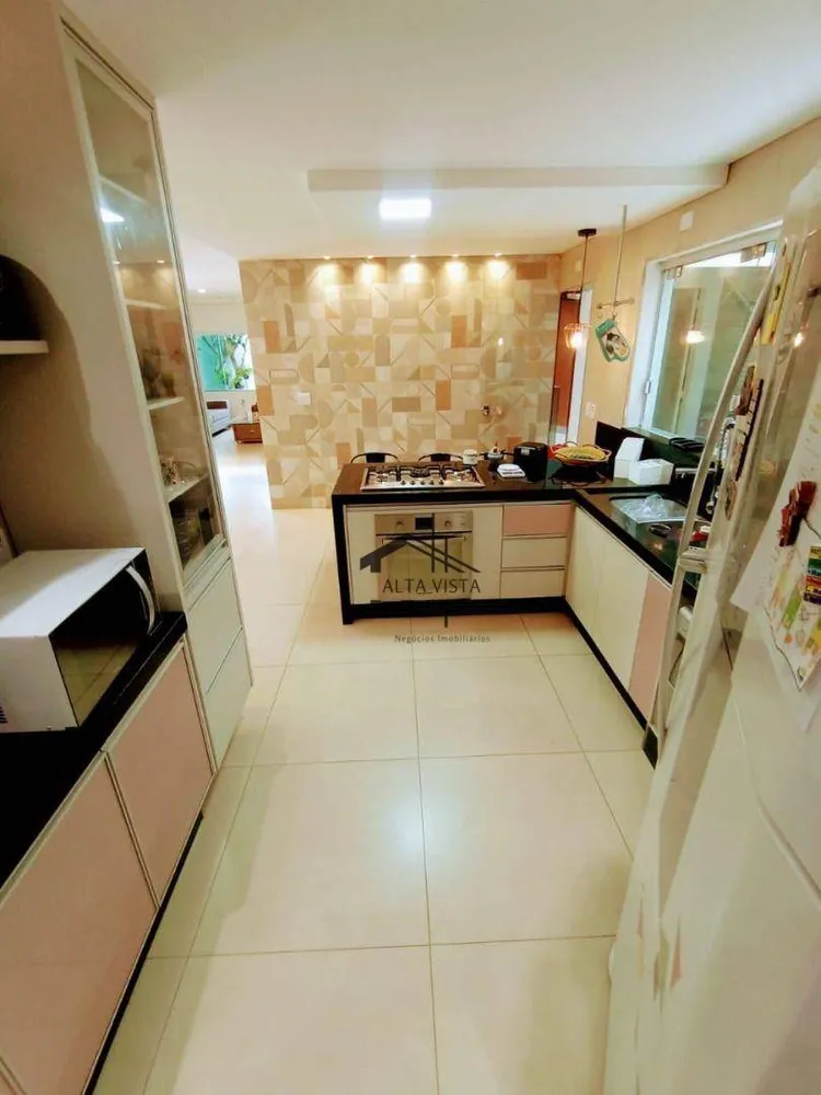 Casa, 4 quartos, 355 m² - Foto 3