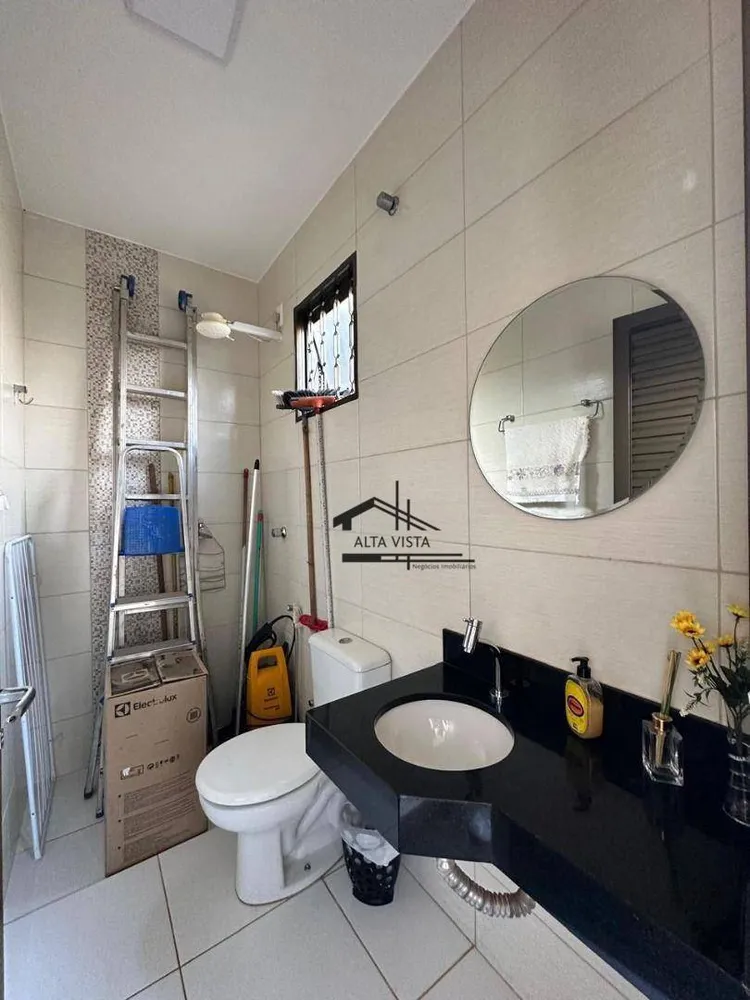 Casa, 3 quartos, 220 m² - Foto 12