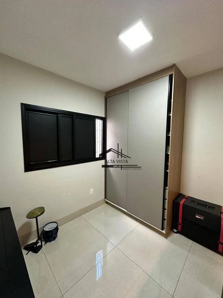 Casa, 3 quartos, 220 m² - Foto 9