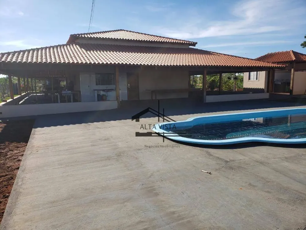 Chácara, 3 quartos, 5000 m² - Foto 1