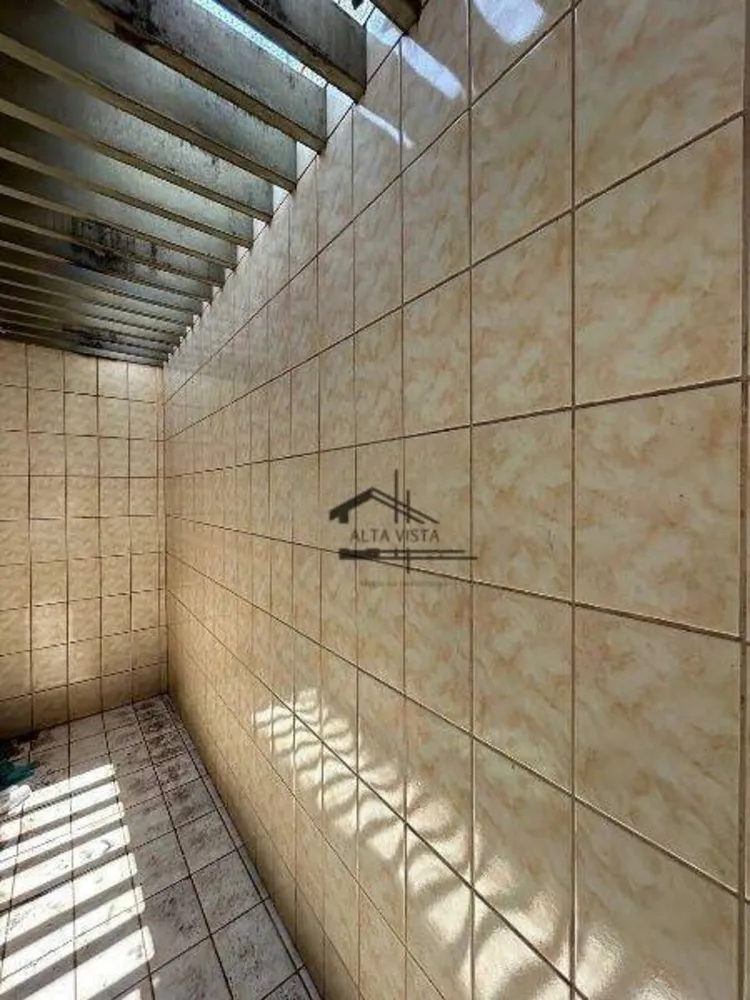 Casa, 3 quartos, 230 m² - Foto 1