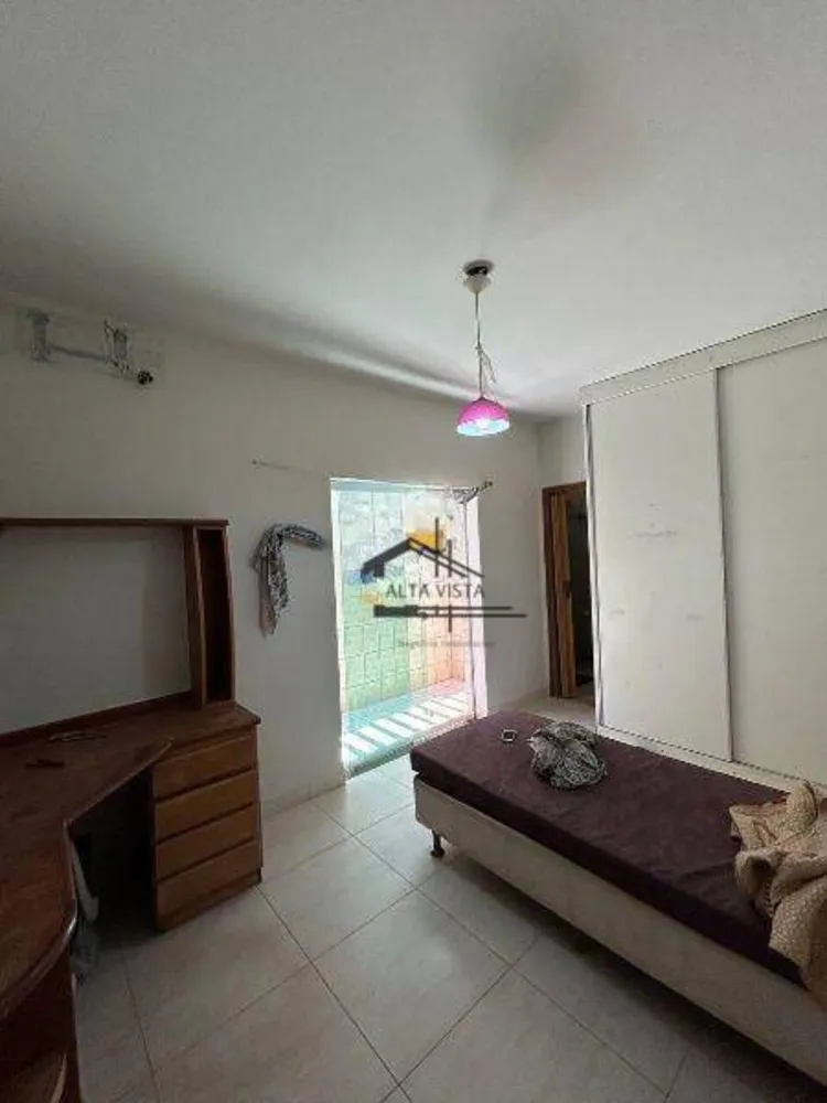 Casa, 3 quartos, 230 m² - Foto 7