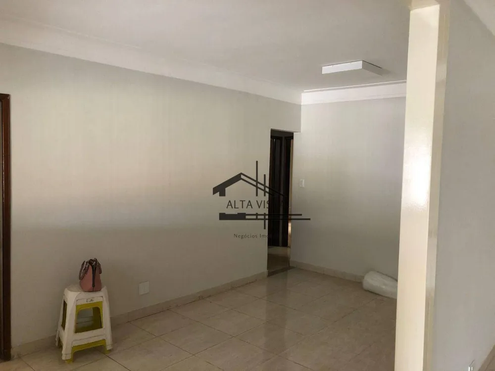 Casa, 3 quartos, 190 m² - Foto 1