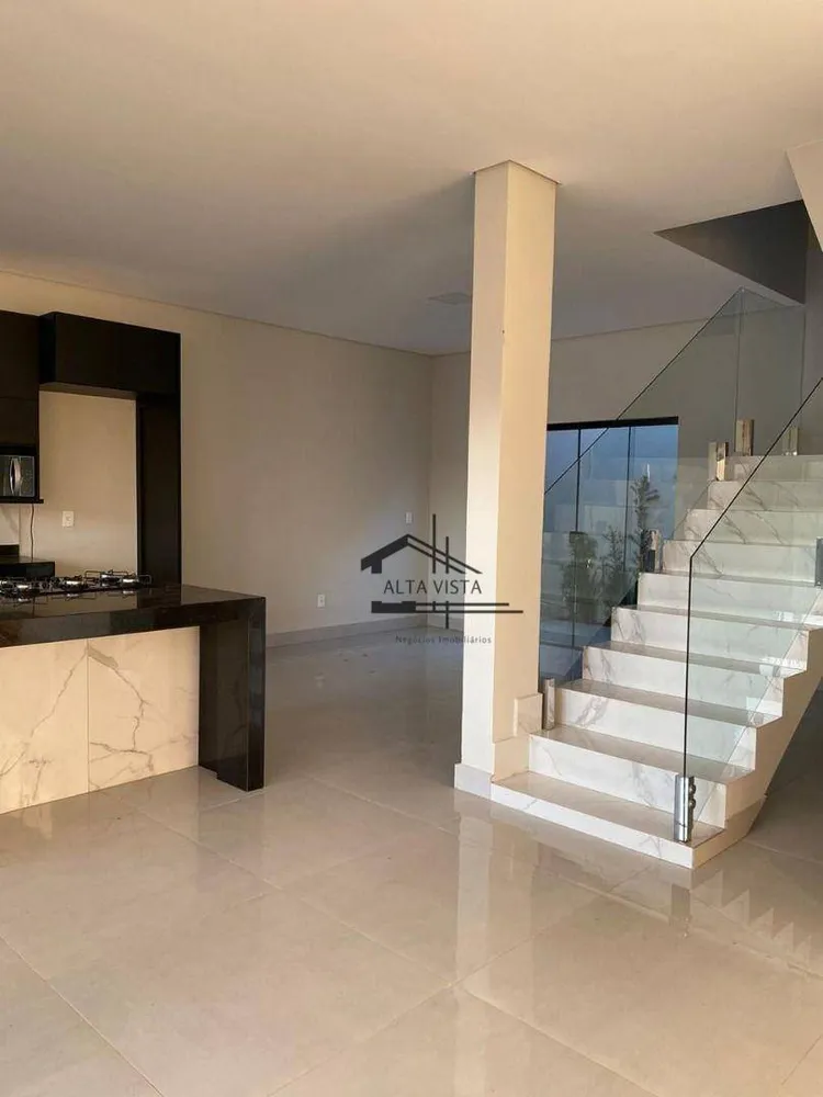 Casa, 4 quartos, 213 m² - Foto 4