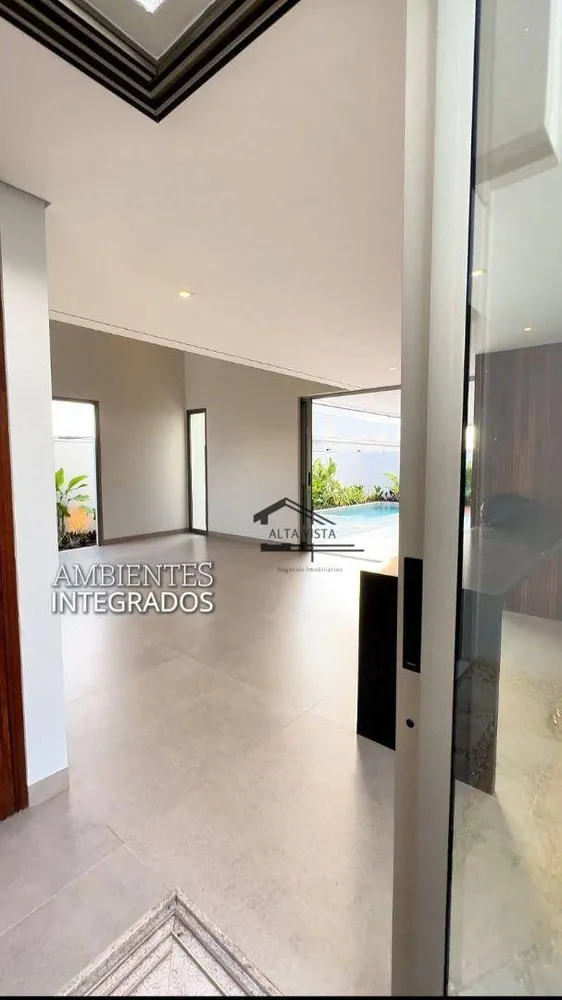 Casa, 3 quartos, 306 m² - Foto 13