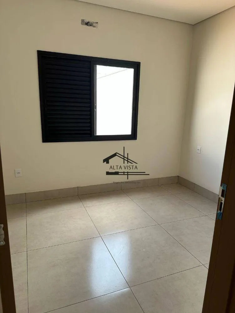 Casa, 3 quartos, 93 m² - Foto 2